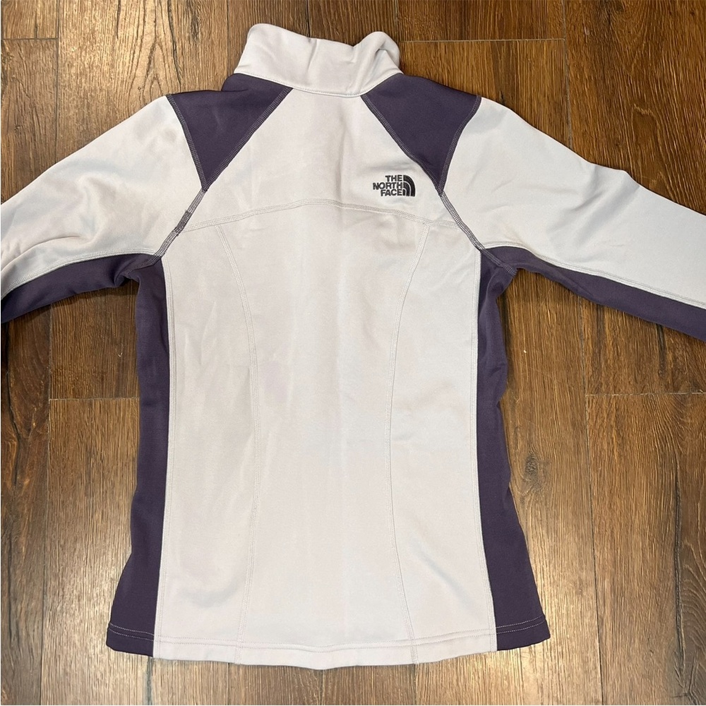 The North Face Momentum‎ Women's Gardenia Purple and Gray Jacket SZ SM - Picture 4 of 5